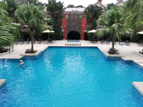 SE VENDE APARTAMENTO EN CLAYTON - PH EMBASSY CLUB