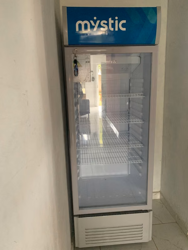 MYSTIC Glass Refrigerator