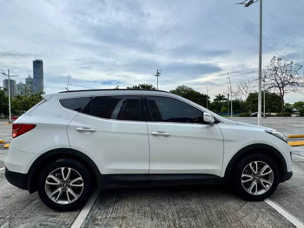 Hyundai Santa Fe 2014