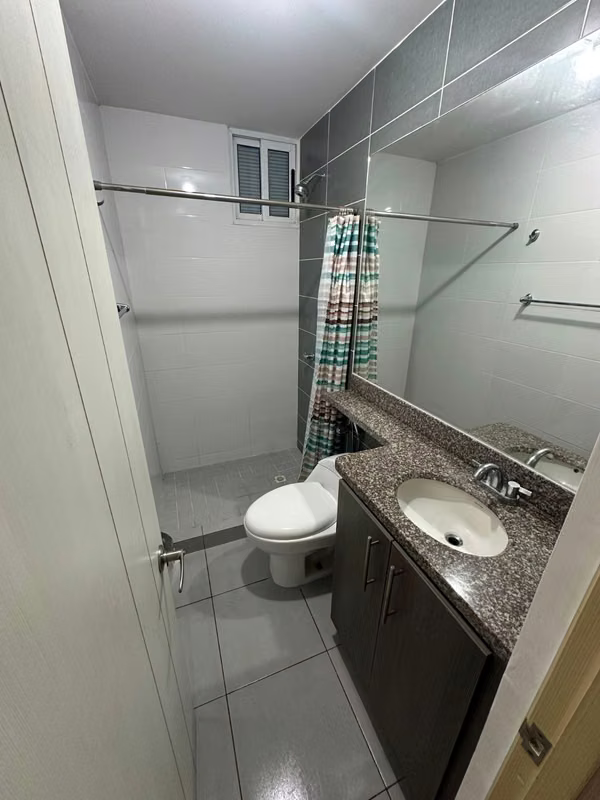 $875 PH Aviñon Tower: Cómodo, Linea Blanca y Cerca de Todo