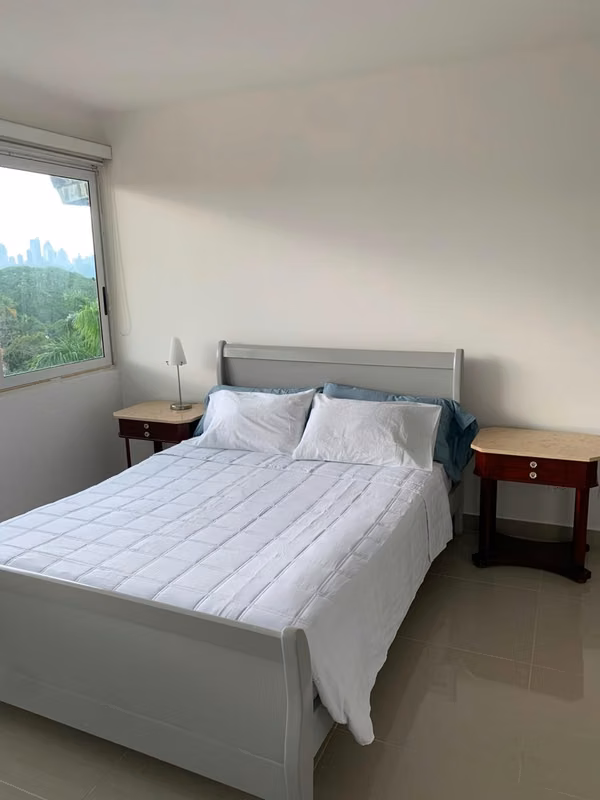 ¡VIVE EN ALBROOK! APARTAMENTO AMOBLADO EN ALQUILER – $1,500