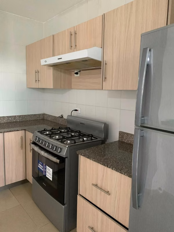 ¡VIVE EN ALBROOK! APARTAMENTO AMOBLADO EN ALQUILER – $1,500