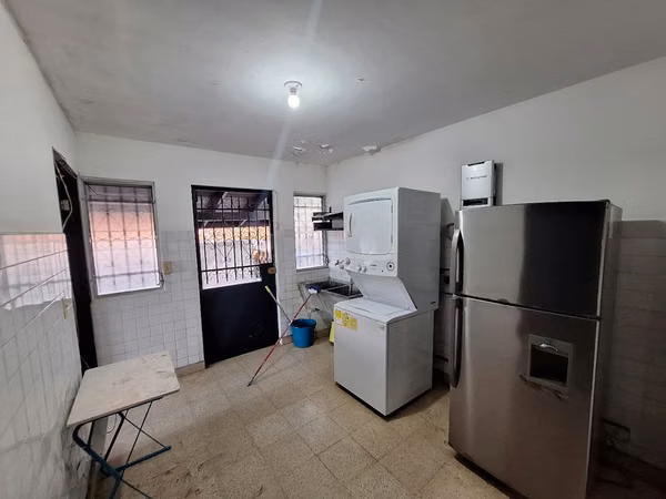 Casa en el Dorado de dos Niveles y 4 Parking