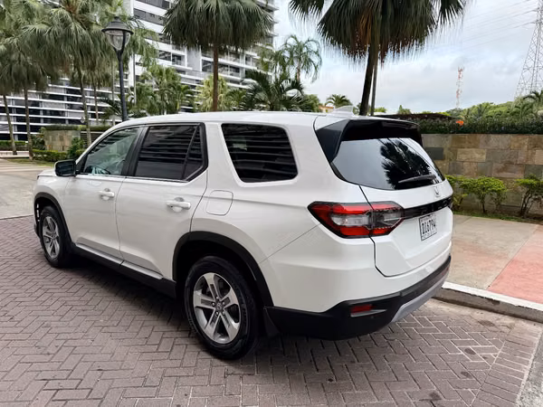 Honda Pilot EXL Semi new
