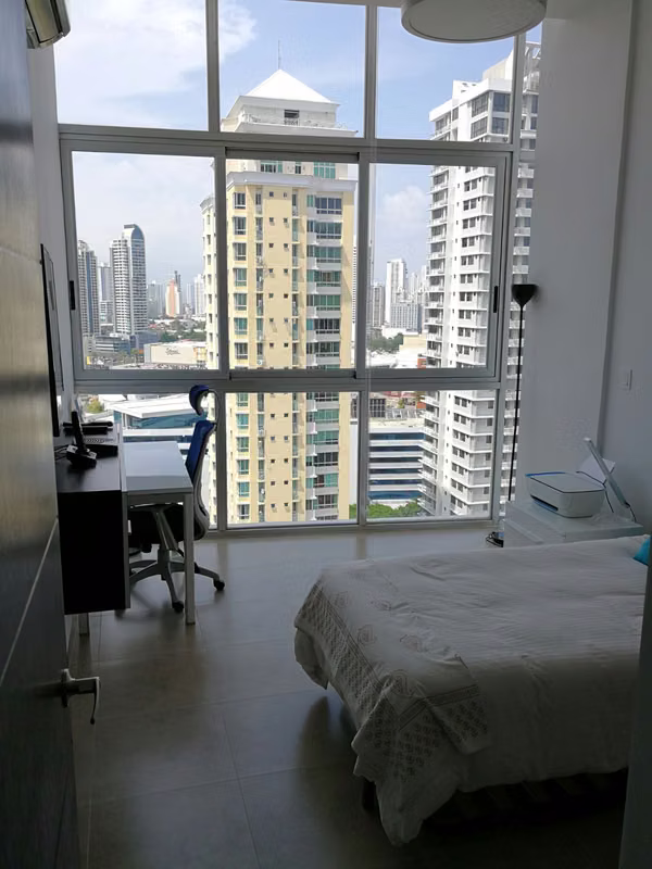 Furnished apartment on 50 street