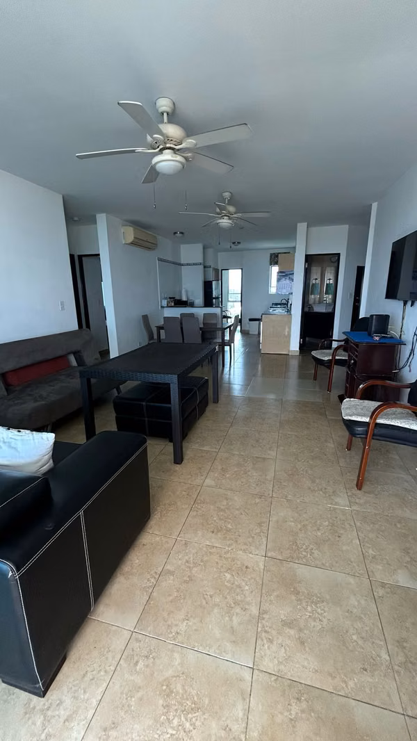 Farallon's Terrazas. 156mts 3r 2.5b furnished $285,000.00NG
