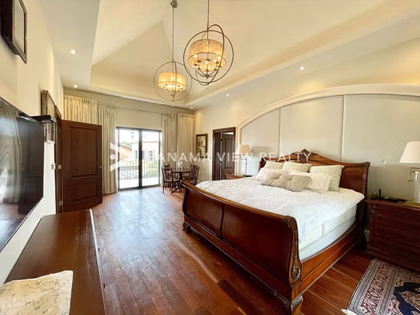 BUENAVENTURA MANSION - BUENAVENTURA