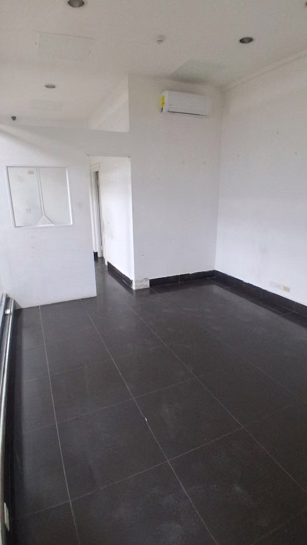 Local Dorado Mall, 30mts, 1 bathroom, $1000