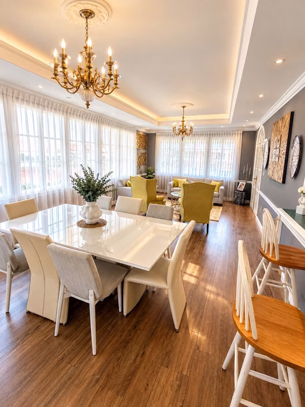 HOUSE FOR SALE COLON, MARGARITA