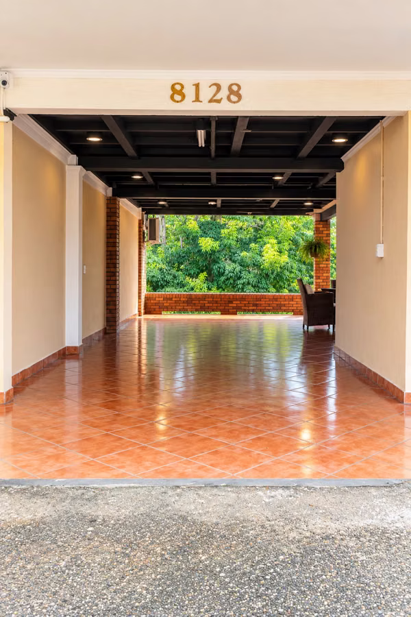 HOUSE FOR SALE COLON, MARGARITA