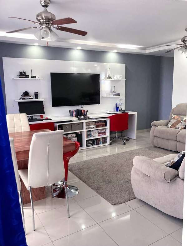 Sell Amoblado Apartment in PH Centennial - Excellent Location in Lefevre Park