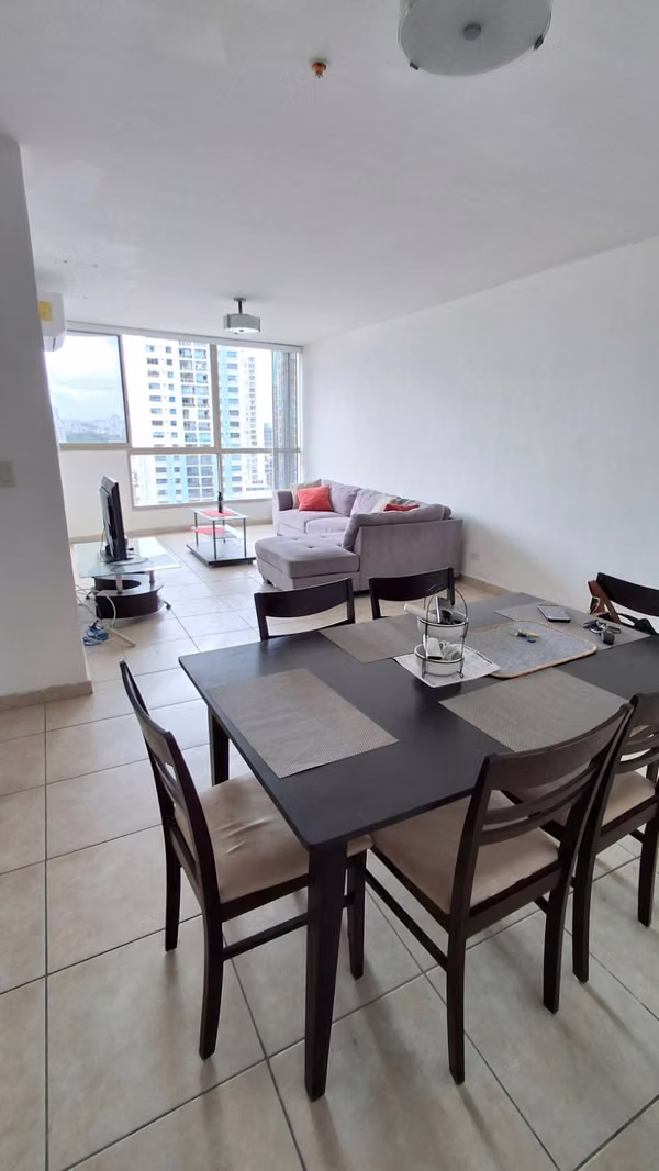 San Francisco Bay. Tower 100. 95mts 2r 2b furnished $165,000,00neg