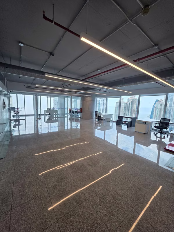 RENTAL OFFICE IN OCEANIA BUSINESS SQUARE, TOWER 1000