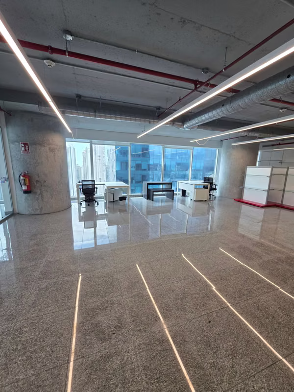 RENTAL OFFICE IN OCEANIA BUSINESS SQUARE, TOWER 1000