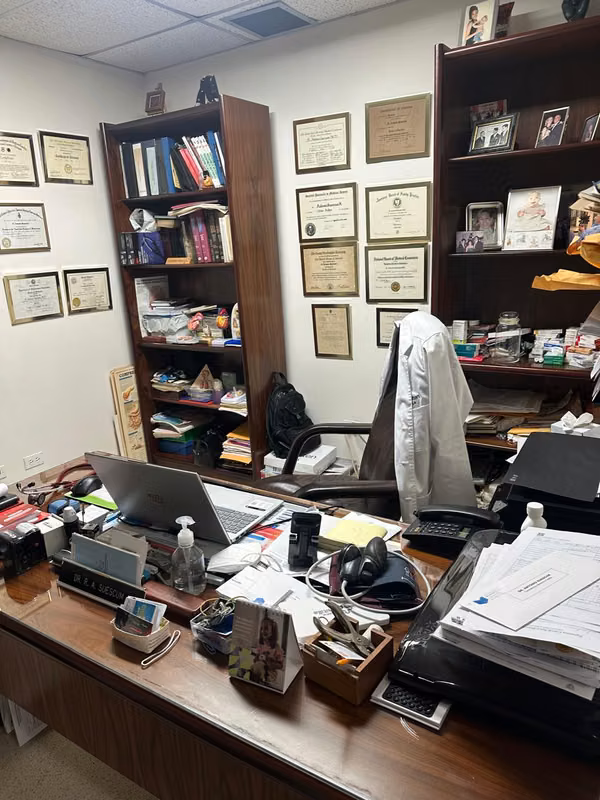 Medical office for sale in Hospiten Paitilla