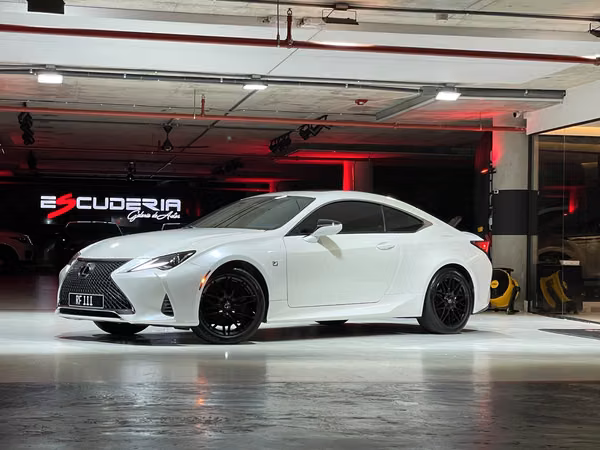LEXUS RC 300 AÑO 2020