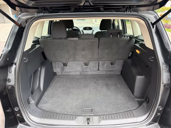 2015 Ford Escape S Excellent conditions
