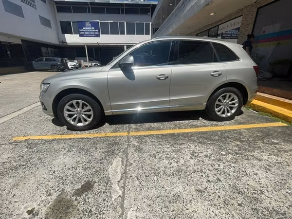 VENDO AUDI Q5 EN EXCELENTES CONDICIONES UNICO DUEÑO