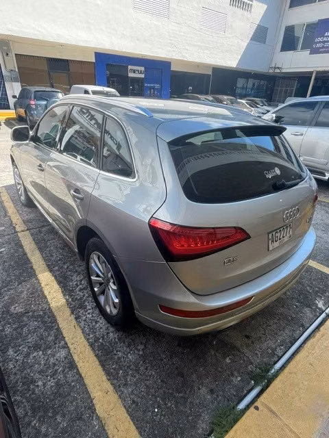 VENDO AUDI Q5 EN EXCELENTES CONDICIONES UNICO DUEÑO