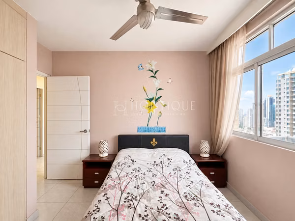 Venta de Apartamento en El Cangrejo – PH Luxor 100