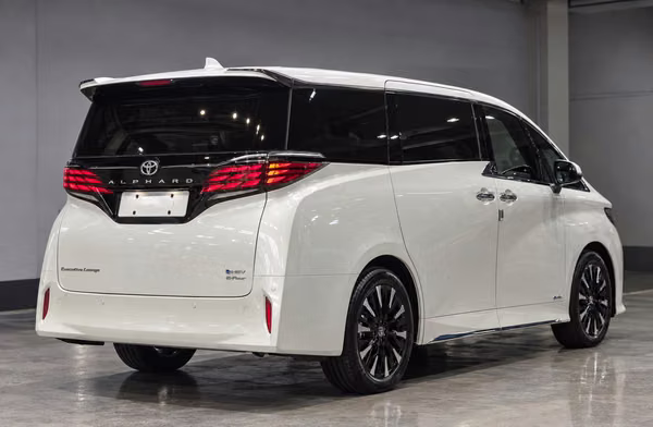 2025 TOYOTA ALPHARD HYBRID EXECUTIVE