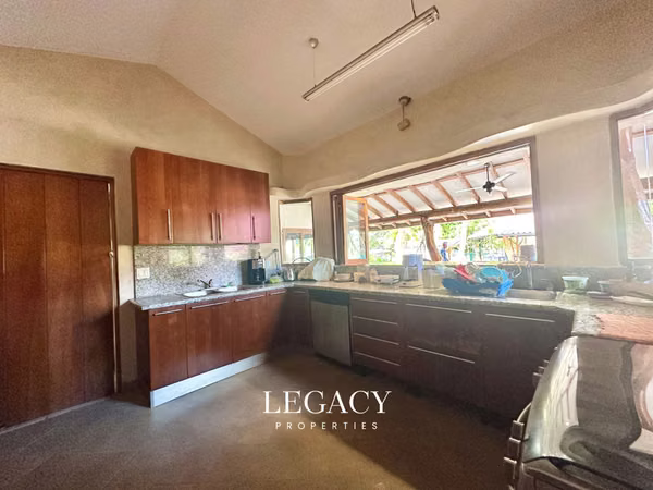 House with pool for sale Coronado Golf