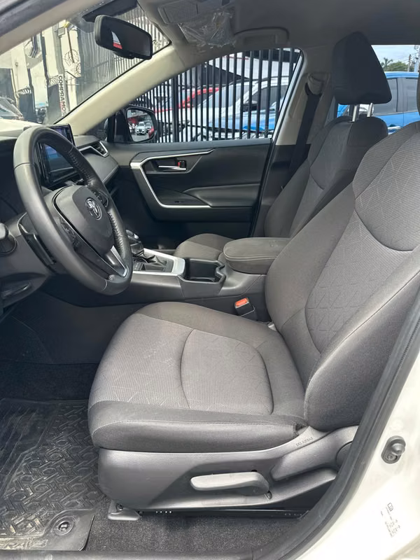 Toyota RAV4 2023