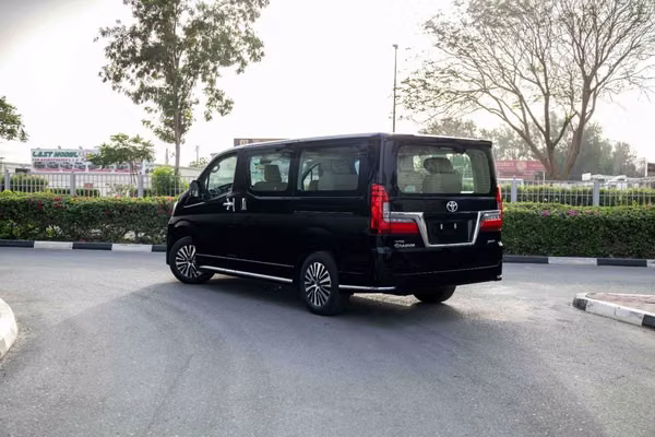 2026 TOYOTA GRANVIA LUXURY
