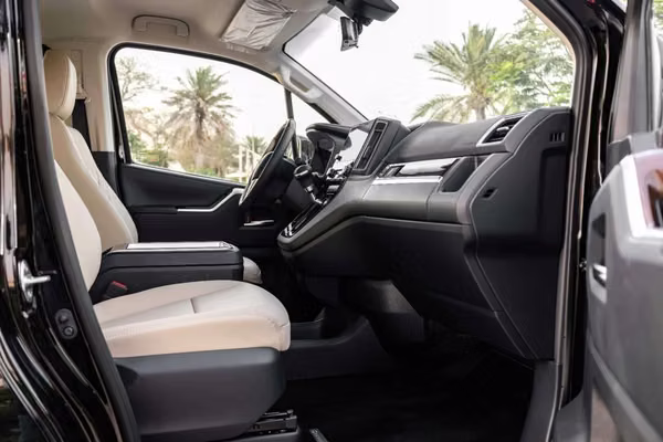 2026 TOYOTA GRANVIA LUXURY