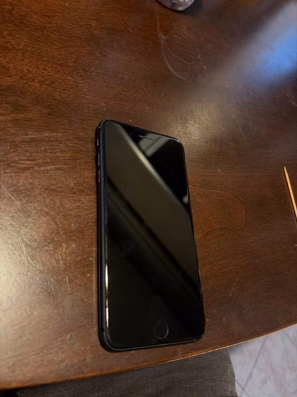 IPphone 8 in perfect condition