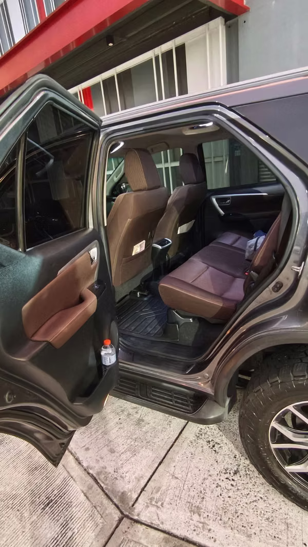 Vendo Toyota fortuner 2017 negociable
