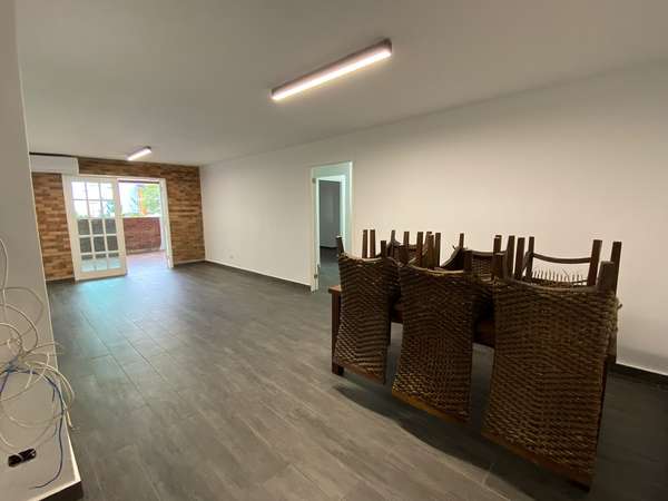 Sell apartment remodeled in the loin - PH Hills Tower