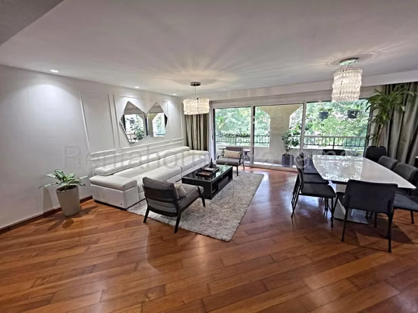 Venta de apartamento en Embassy Club Clayton   AK