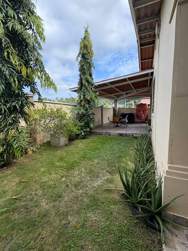 Villa Lucre