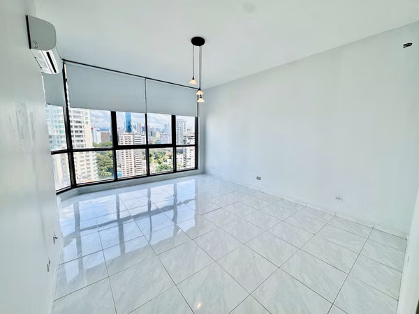 RENTAL APARTMENT AVENUE BALBOA PH SQUARE MIRAMAR