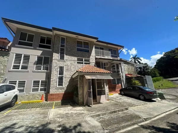 Building Ancon Avenida Victor Tejeira 17, Panama,