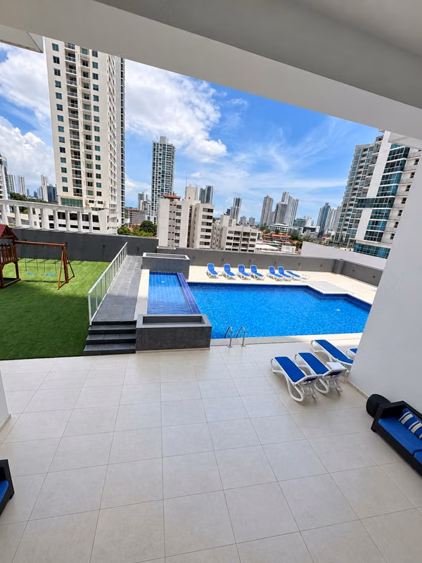 Apartment for sale - 124; PH. Quadrat, 124; San Francisco, 115 m2, 1 rec, 1.5 bathrooms, balcony