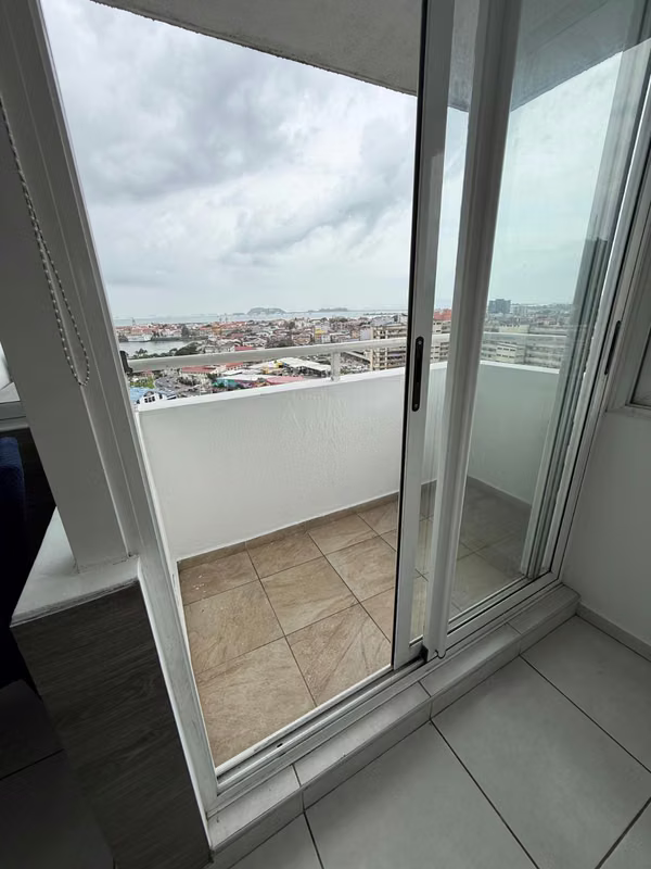Ave. Balboa-124; 69m ² 2Rec / 2Bathrooms with Balcony and Sea View and Cerro-Ancon