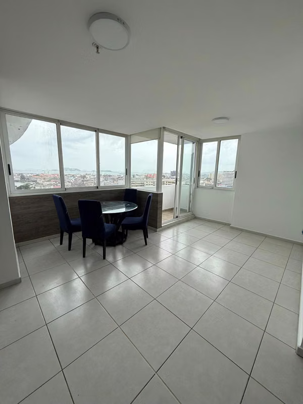 Ave. Balboa-124; 69m ² 2Rec / 2Bathrooms with Balcony and Sea View and Cerro-Ancon