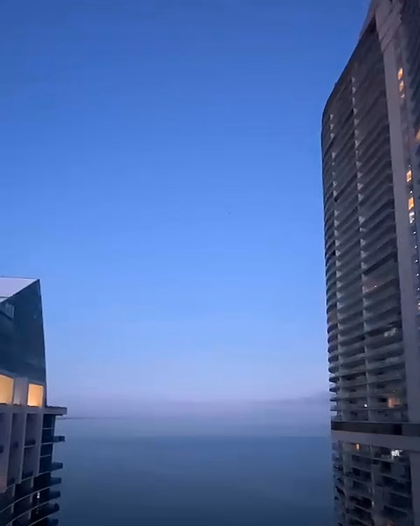 Amoblado, piso alto con vista al mar en Punta Pacífica – 266 m², listo para mudarse