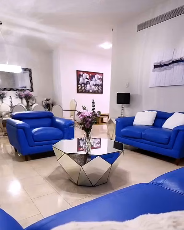 Amoblado, piso alto con vista al mar en Punta Pacífica – 266 m², listo para mudarse