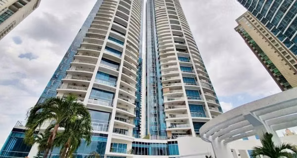 Amoblado, piso alto con vista al mar en Punta Pacífica – 266 m², listo para mudarse
