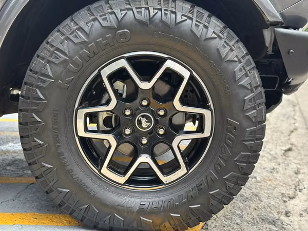 Ford Bronco Outer Banks 2024