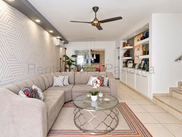 Venta de Casa en Paseo del Norte ABS