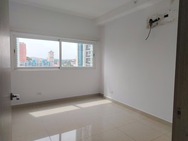 Se alquila apartamento en Bella Vista - PH 43 GV
