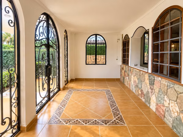 CASA COCO DEL MAR| 5 RECÁMARAS + APARTAMENTO INTEGRADO (MZ)