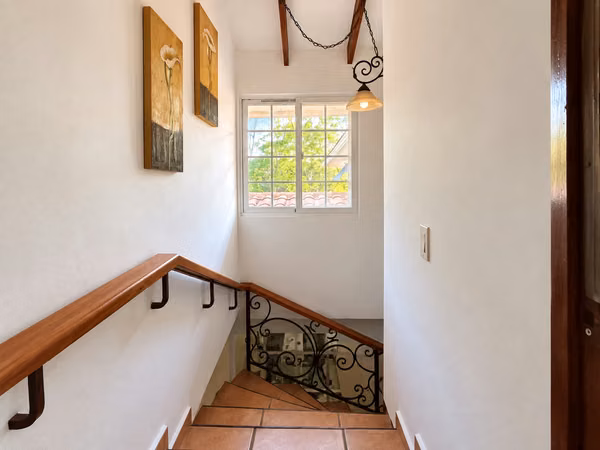 EXCLUSIVE RESIDENCE FOR SALE - 124; CROWNED GOLF CLUB