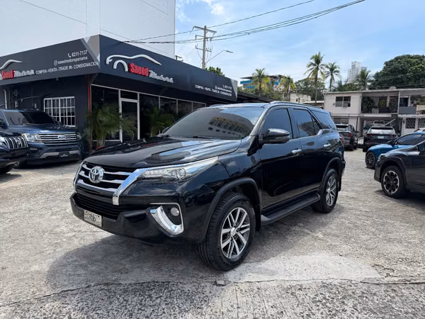 Toyota Fortuner 2020