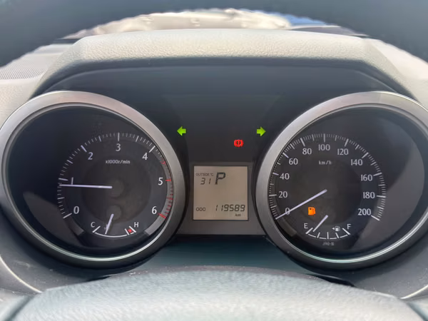 TOYOTA PRADO 2012