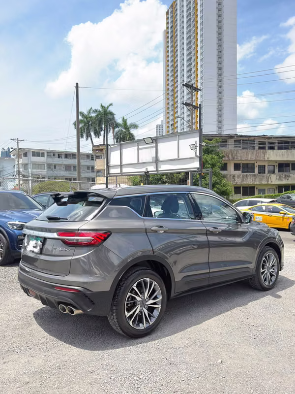 GEELY COOLRAY 2023
